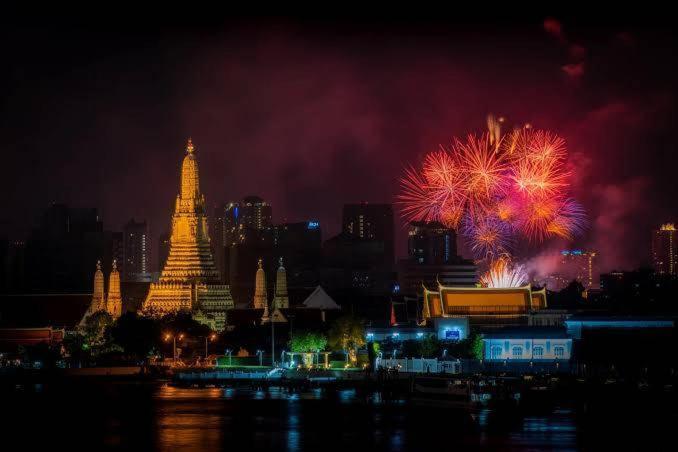 100 Years Building Bangkok Old Town By Seen Hostel Luaran gambar